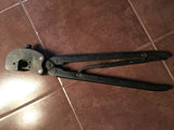 AMP 220015-1 Crimp Tool.