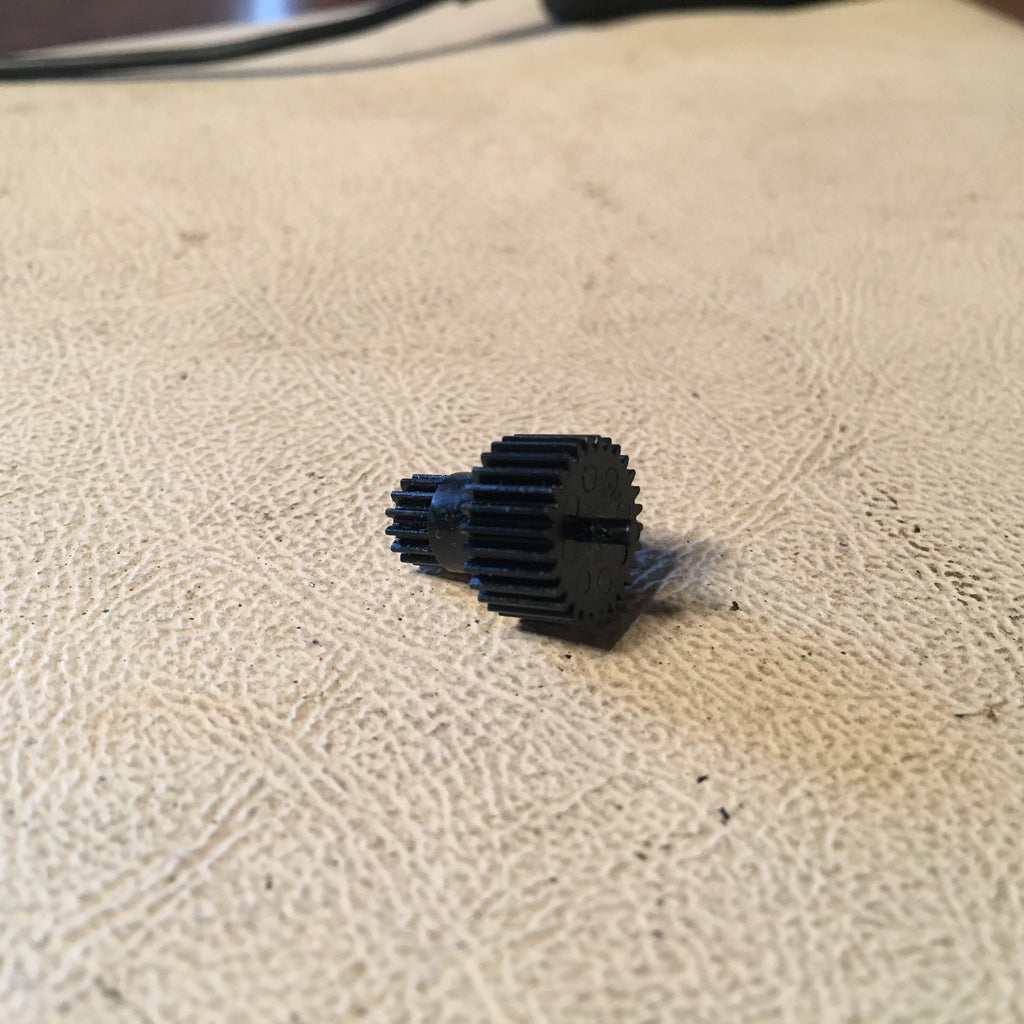 King Radio Small Part:  029-0406-00 aka 029-00406-0000.  NOS,  Circa 1970, 1980, 1990.