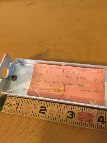King Radio Small Part:  047-1844-01 aka 047-01844-0001 Backplate, NOS.