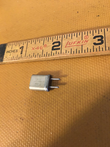 King Radio Small Part:  044-0002-03 aka 044-00002-0003, 35.275mhz Crystal.  NOS.