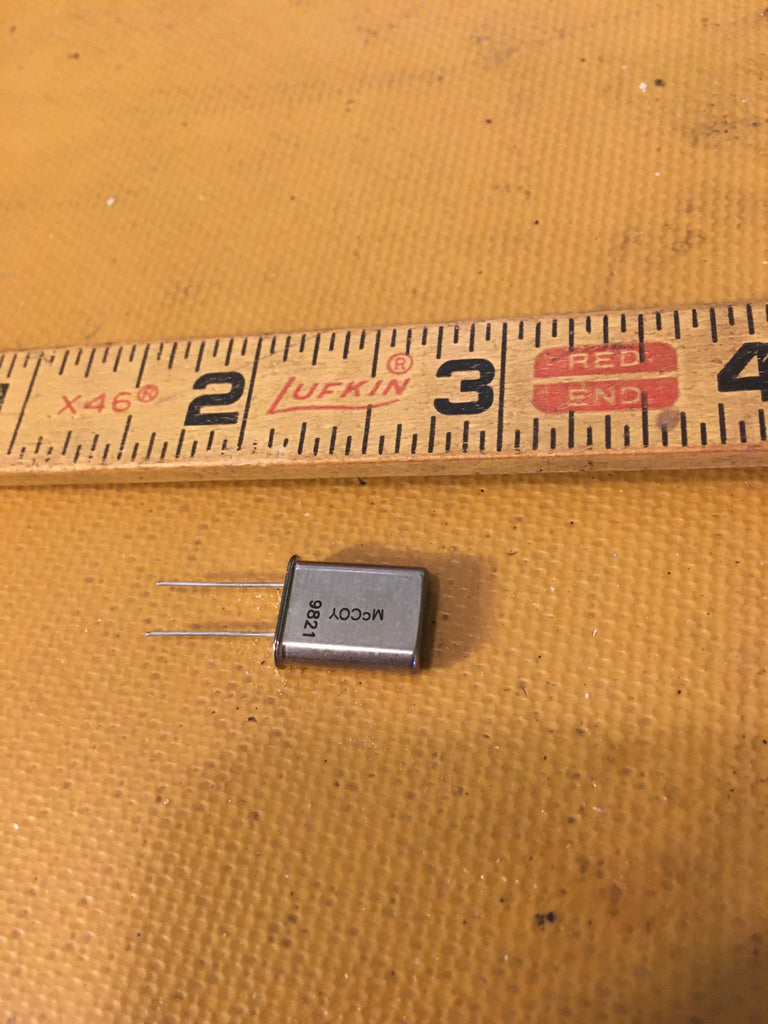 King Radio Small Part:  044-0045-00 aka 044-00045-0000,  85.7mhz Crystal.  NOS.
