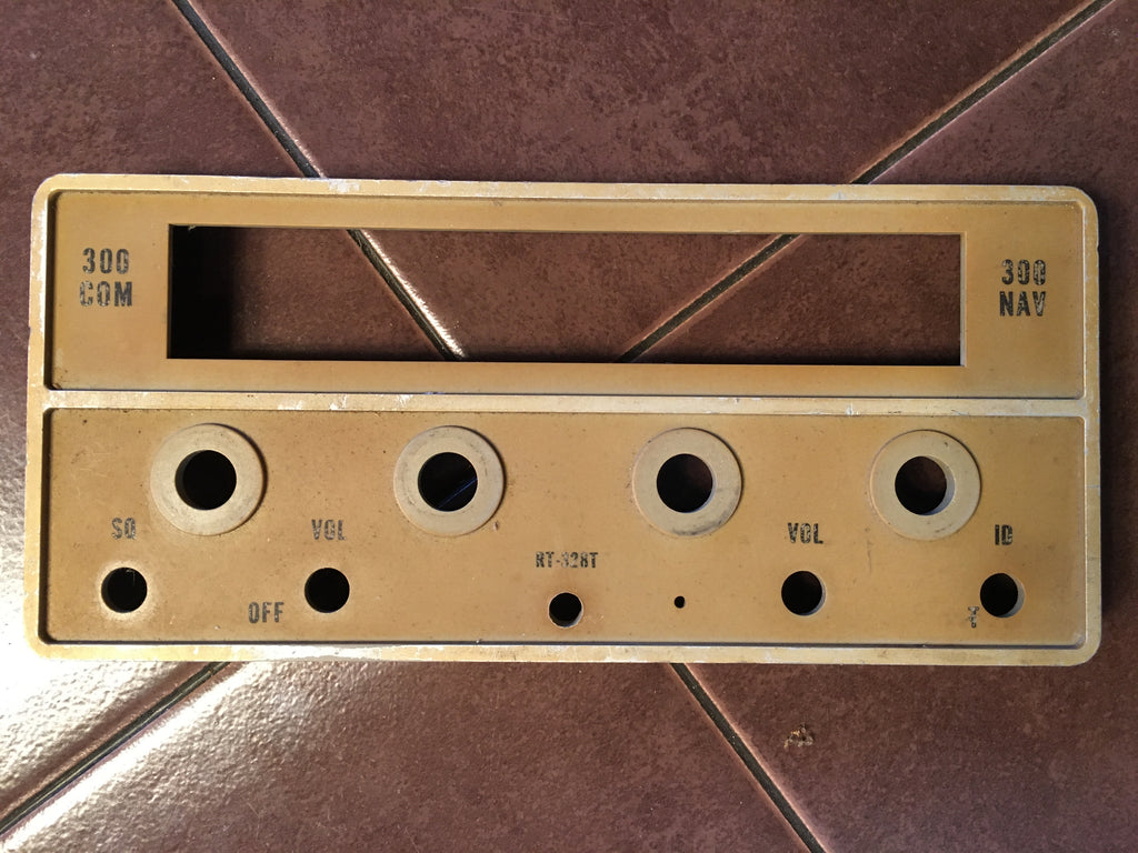 ARC RT-328T Cessna Faceplate, Beige.